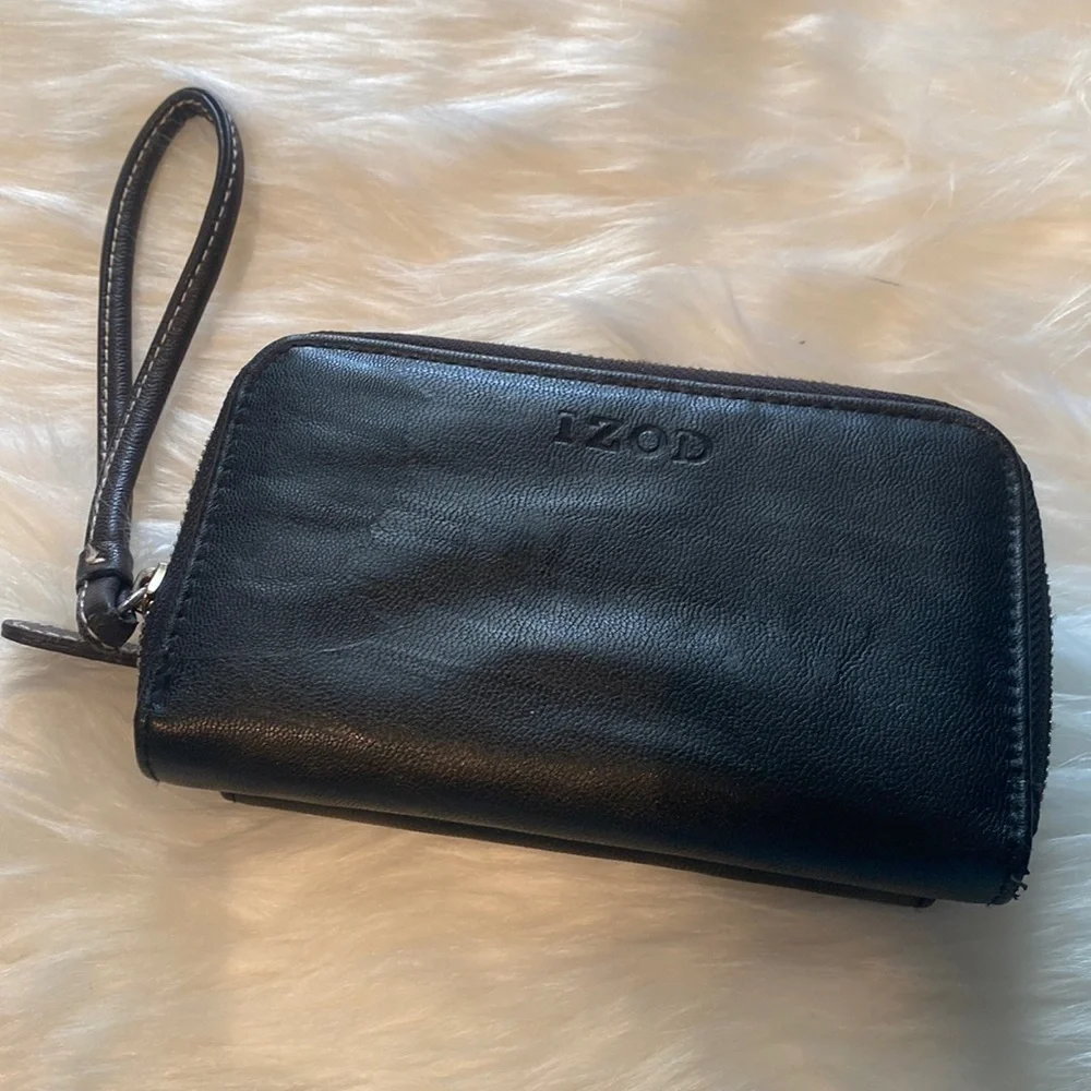 Izod black leather